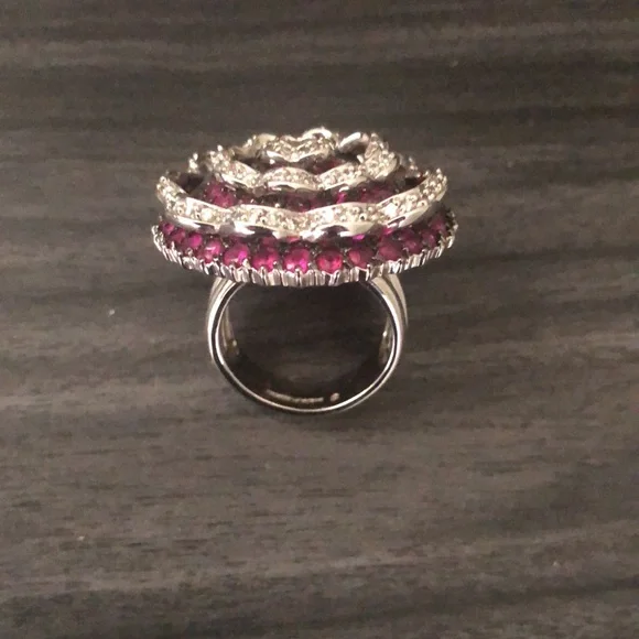 Pink and silver statement ring - Picture 5 of 5